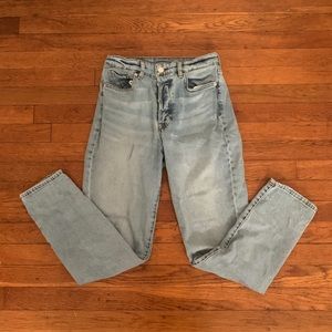 H&M Mom Jeans!